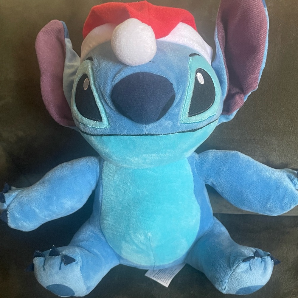 Disney/Kohls Stitch Xmas stuffy